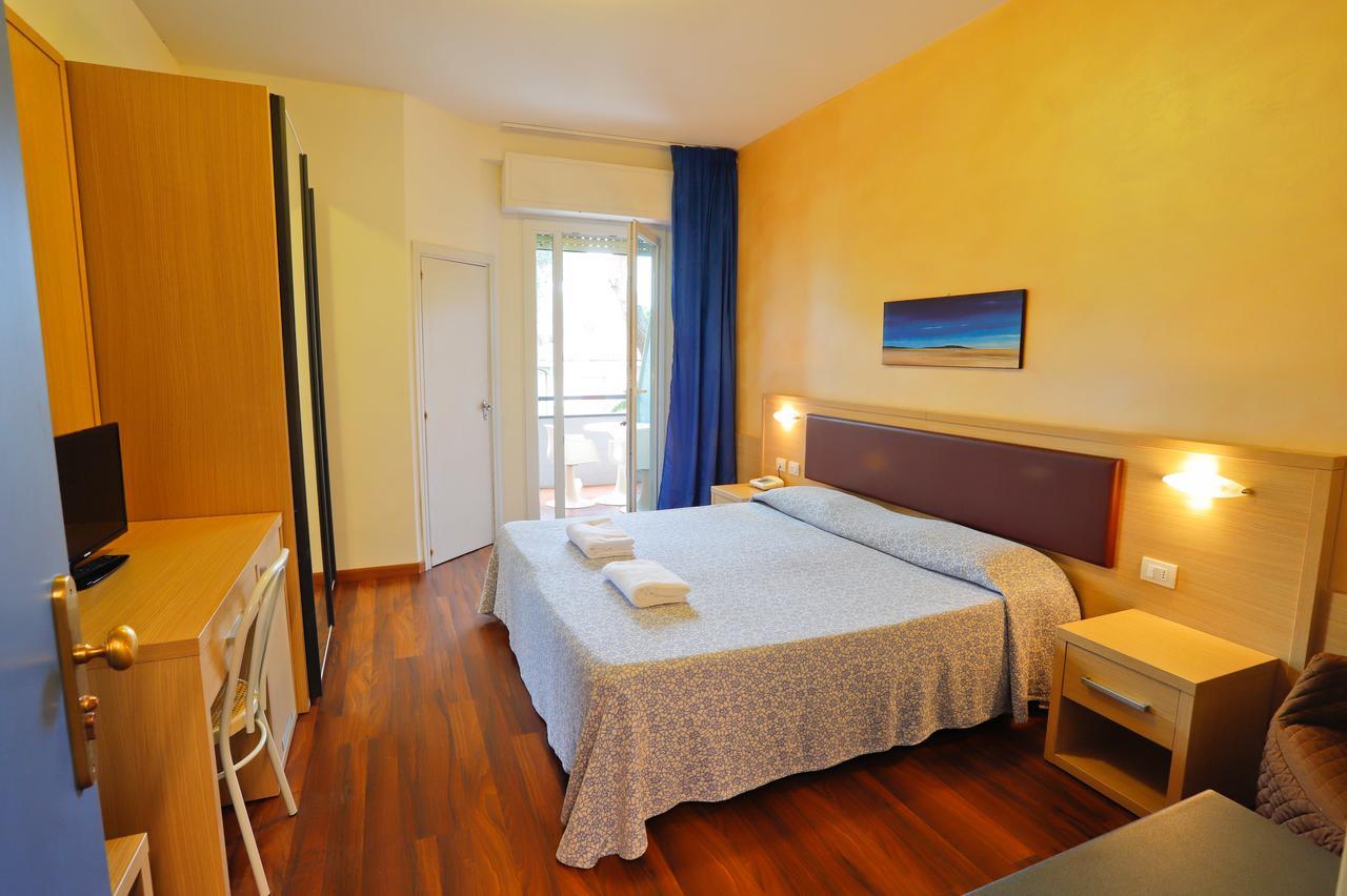 Hotel Grifone Principina a Mare Eksteriør billede